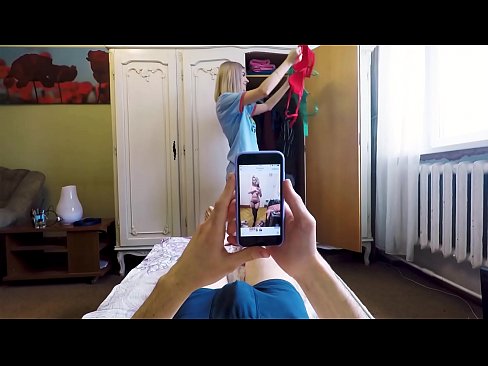 ❤️ Przyrodnia siostra spuściła się bratu tuż przed powrotem mamy do domu ❤️ Fuck video at us