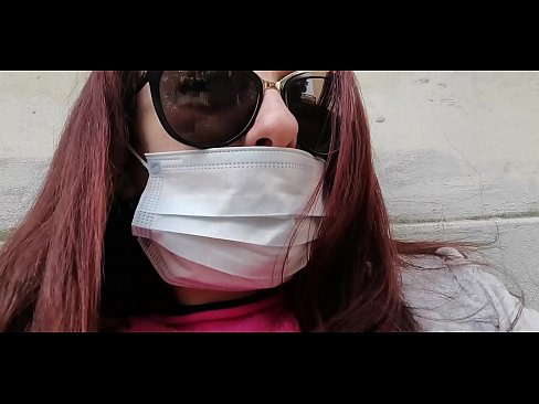 ❤️ Nicoletta mści się na sąsiedzie i sika w jego garażu (Special Covid19 Italian Quarantine) ❤️ Fuck video at us