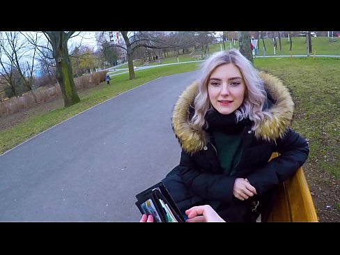 ❤️ Połyka gorące cum nieznajomego za pieniądze - blowjob w parku przez Evę Elfie ❤️ Fuck video at us